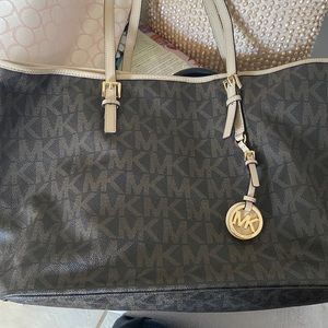 ‼️FINAL PRICE‼️ Michael Kors Signature Brown Large Tote (reposh)